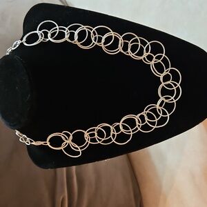 Anne Klein Silver-Toned Interlocking Circles Chain Link Necklace  EUC